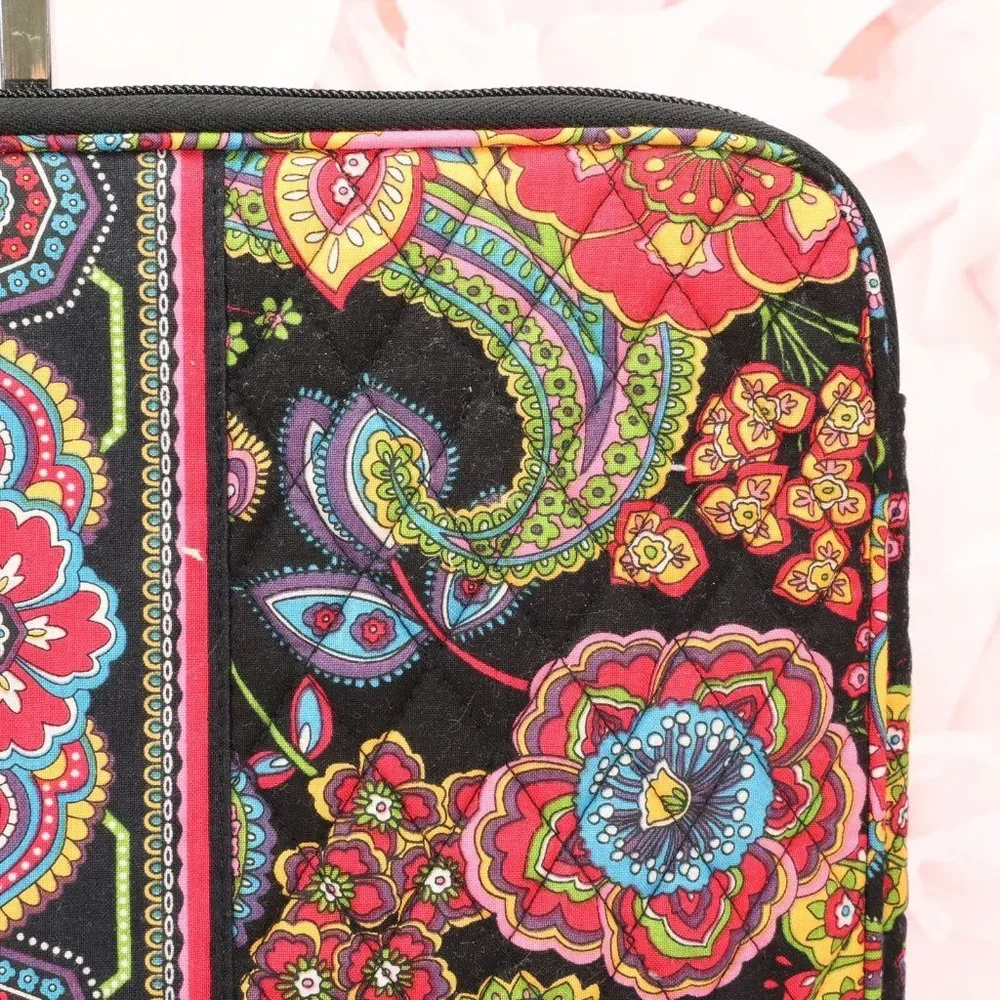 Vera Bradley Laptop Sleeve Case Zip Top Quilted Floral Paisley Multicolor